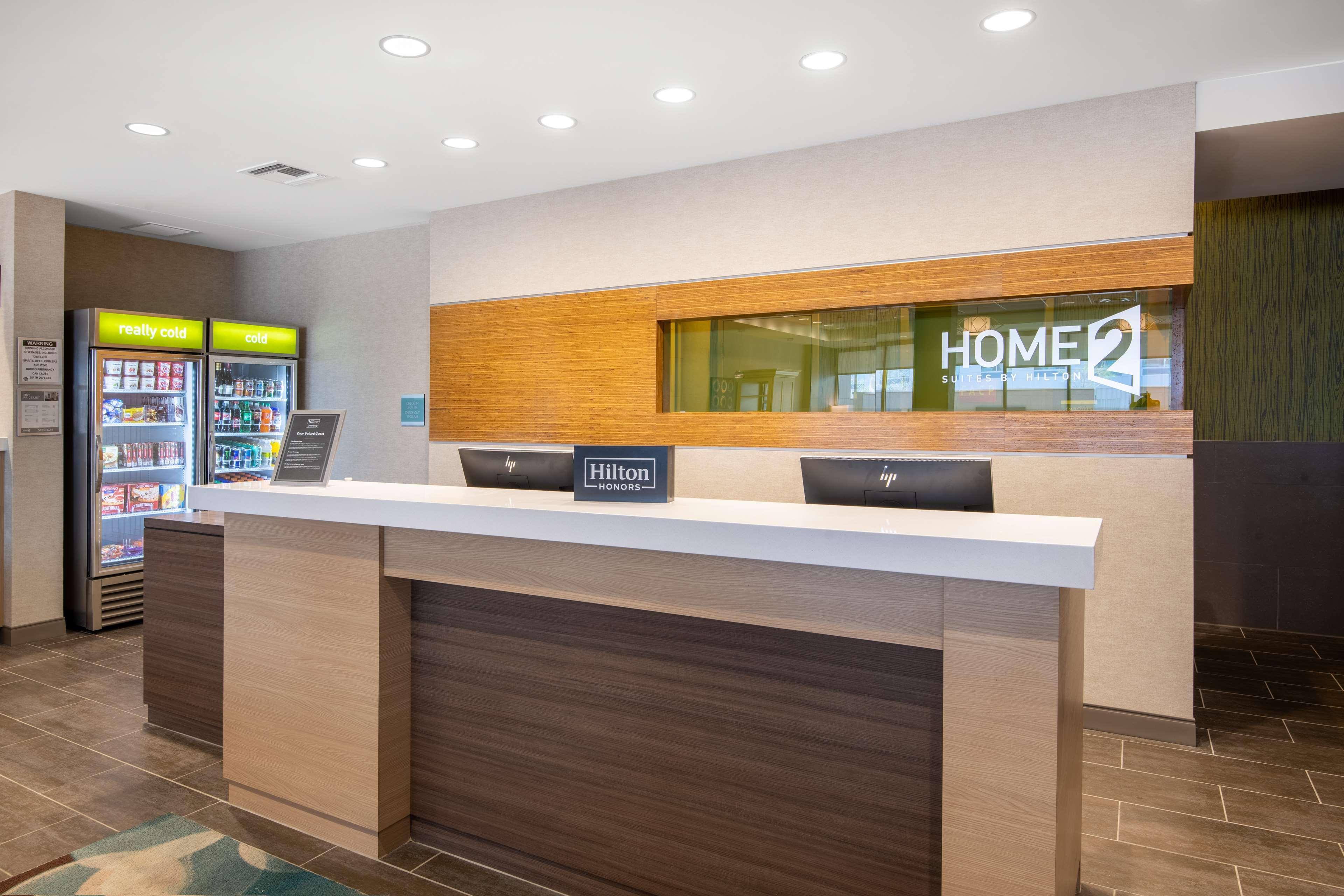 Hotel Home2 By Hilton Airport North, Az 3*